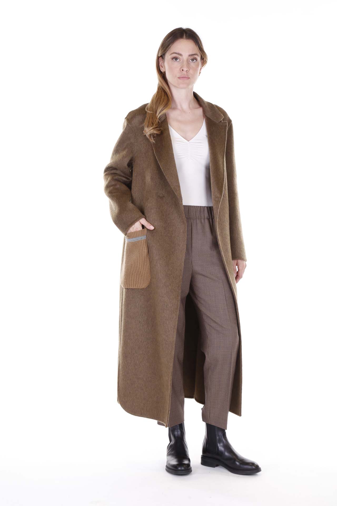 Fabiana Filippi, Cappotto